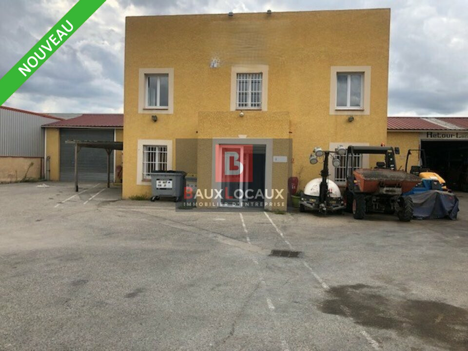 LOCAUX D'ACTIVITÉS - ENTREPÔTS à Louer